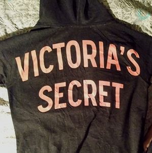 VS Pink sweatshirt